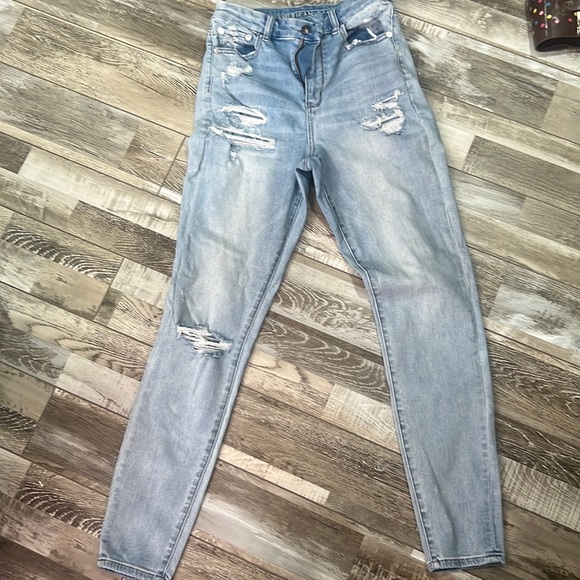 A&E - Picture 1 of 2